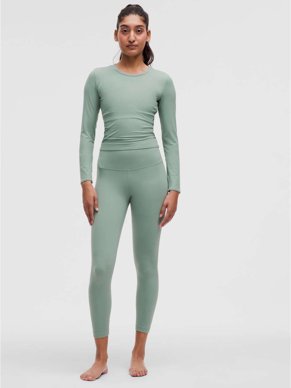 Lululemon green cropped twist back long sleeve